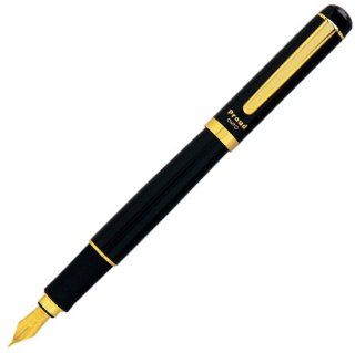 PROUD Black Fountain Pen   0.5mm   Writing Color Black 