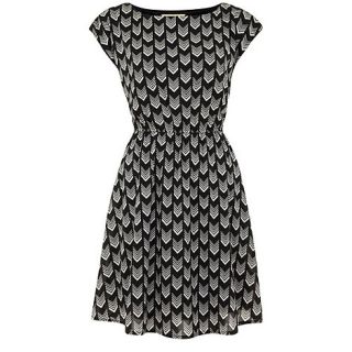 Yumi Black Chevron print dress.