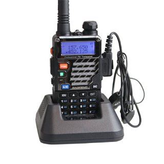 BAOFENG UV 5RE Dual Band Amateur Radio with Earpiece  Frs Two Way Radios 