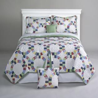 Essential Home   Heirloom 5 Piece Quilt Set