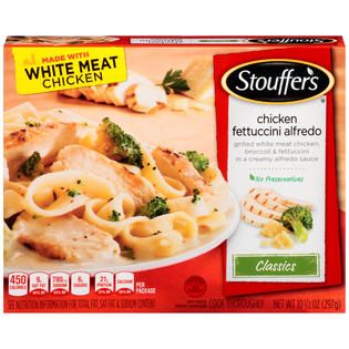 Stouffers Grilled white meat chicken, broccoli & fettuccini in a
