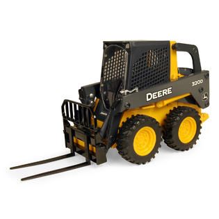 Tomy  1/16 John Deere 320D Skidsteer