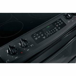 GE  30 Drop In Electric Range w/ Convection   Black