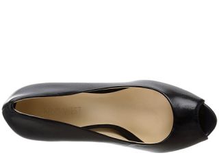 Nine West Qtpie Red Multi Fabric